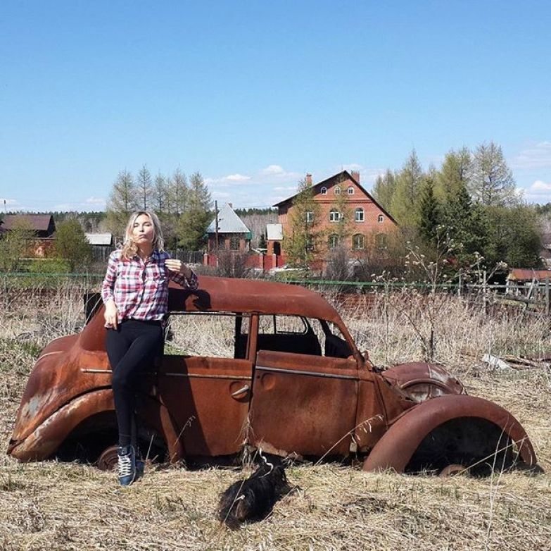 Самый сельский. Деревенские приколы. Фотосессия в деревне смешная. Деревня смешно. Приколы про деревню.