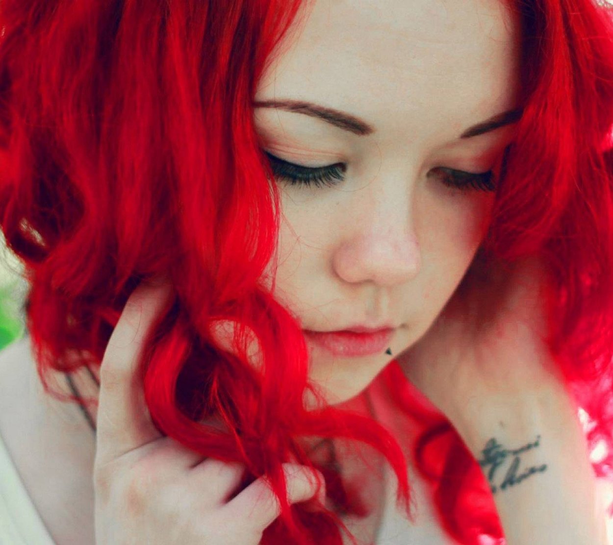 инстасамка фото 2023 красные волосы аватарка