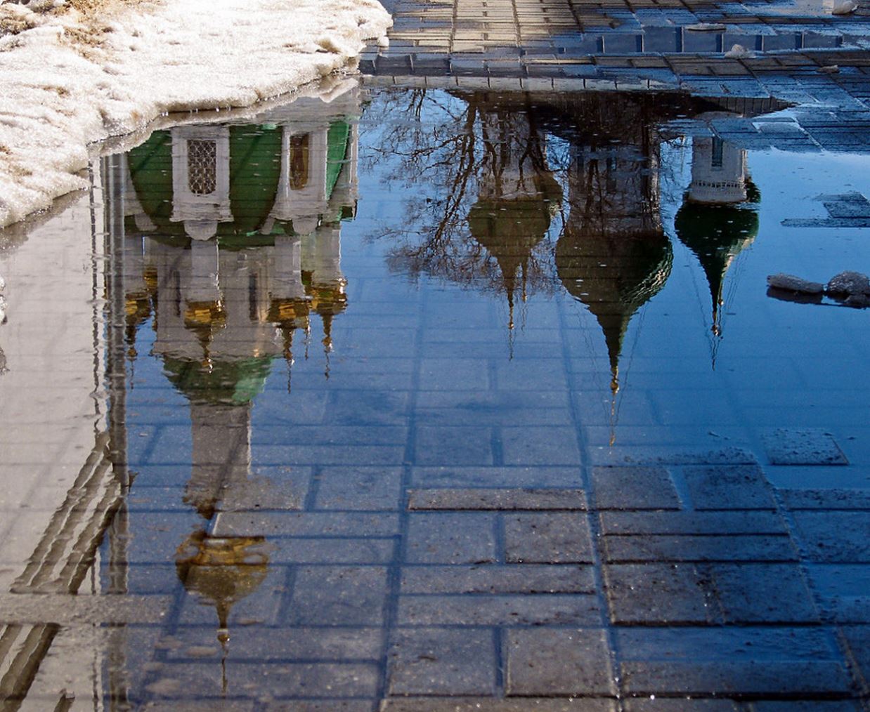 В Лужах Картинки На Первой Дом