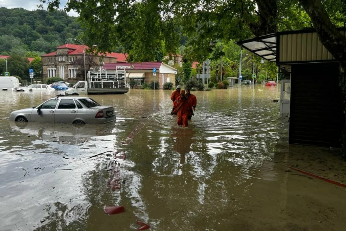 Последствия наводнения в Сочи. (20 фото) » Фаномания - эротика и приколы